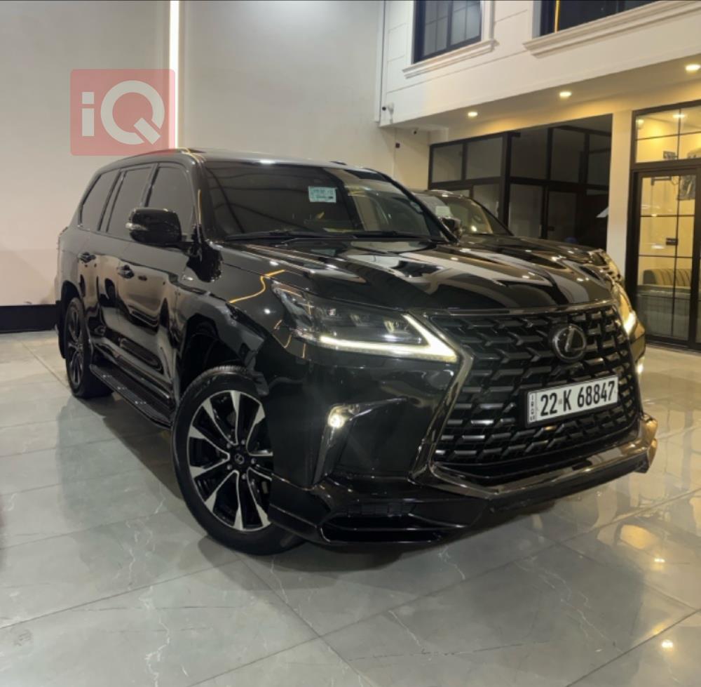 Lexus LX